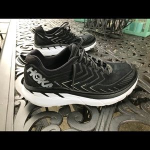 Hoka ONE ONE Clifton 4